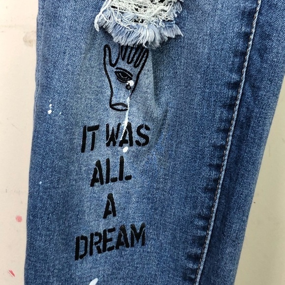 RED fox Distressed denim - Picture 11 of 14